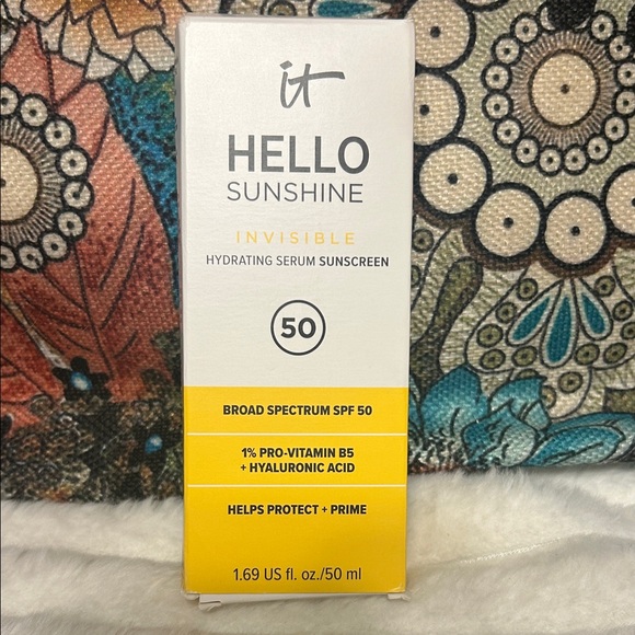 it cosmetics Other - IT Cosmetics Invisible Hydrating Serum Sunscreen SPF 50